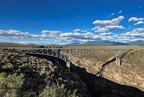 پل معروف نیومکزیکو پس از افزایش خودکشی‌ها بسته شد