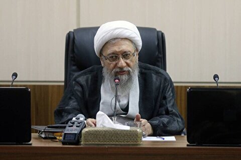 لاریجانی: ترامپ درباره ایران هذیان می‌گوید