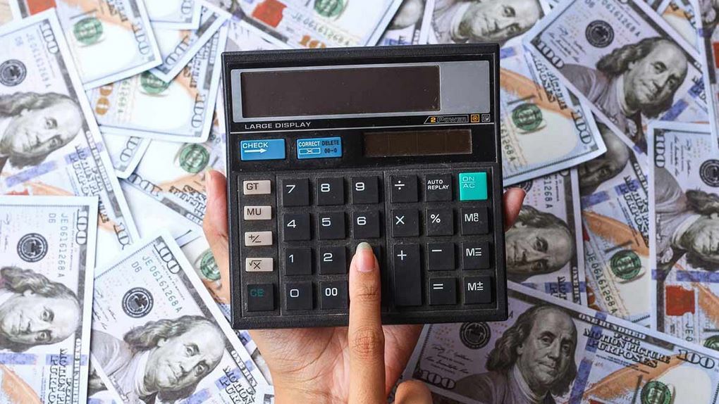 چگونه از طریق مهاجرت کاری به خارج از کشور برای شغل‌های بین‌المللی اقدام کنیم؟