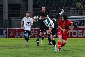 اعتراف کمیته داوران به ضایع شدن حق فولاد