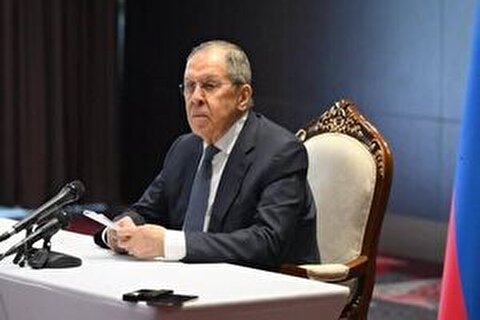 لاوروف: روسیه قاطعانه از ونزوئلا در برابر تهدیدات خارجی حمایت می‌کند