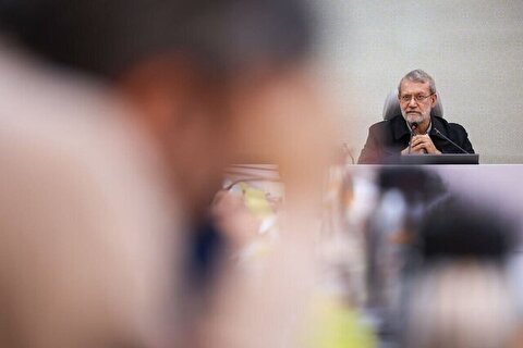 لاریجانی: دشمنان دنبال شکستن اراده ایران‌اند؛ سر حرف خود بایستیم