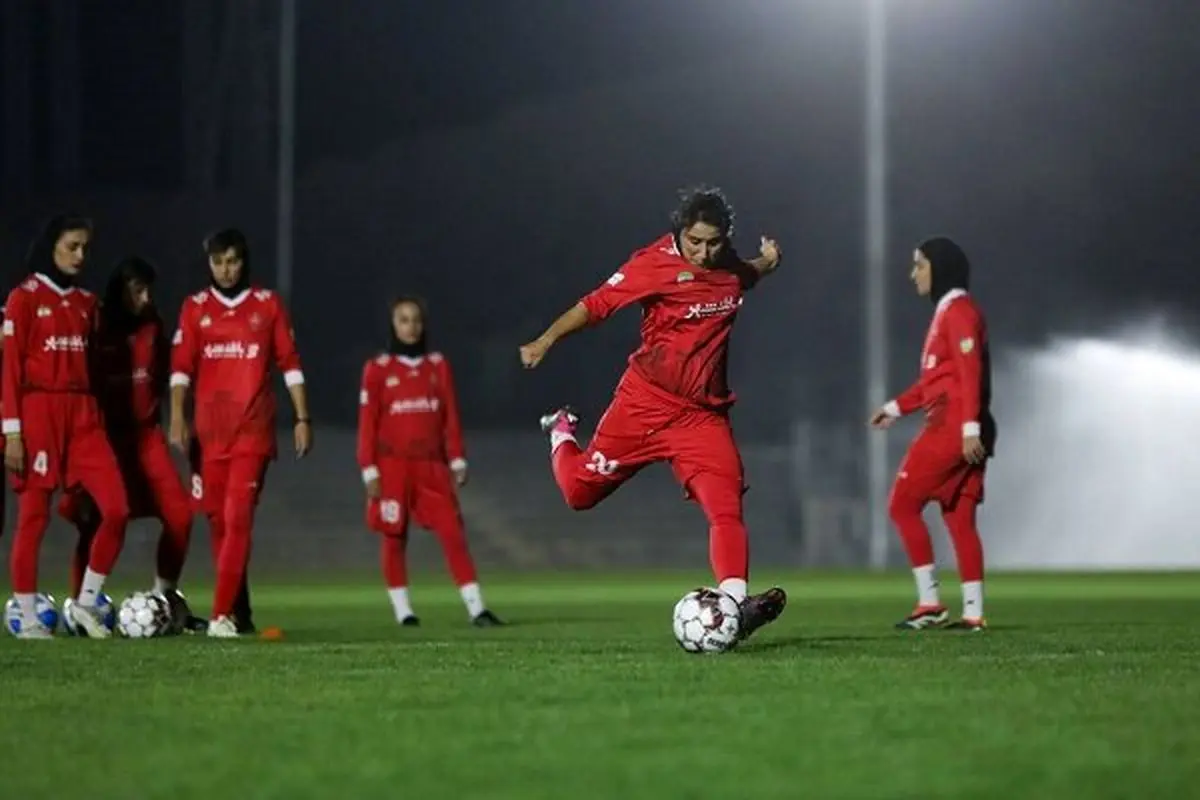 پرسپولیس مغلوب خاتون بم شد / ادامه روز‌های سخت سرخ‌پوشان