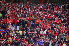 خط و نشان تراکتوری‌ها برای پرسپولیس/ کار یک هوادار به بیمارستان کشید