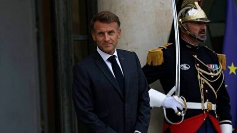ماکرون: ۲ زندانی فرانسوی در ایران آزاد شدند