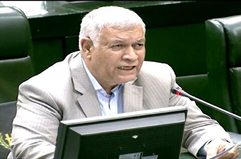 حسن پور: آمریکایی ها از هیچ ظلمی علیه ملت ایران دریغ نکرده اند