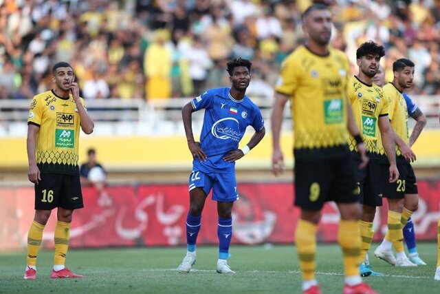 اردوی تیم ملی باعث تغییر در برنامه لیگ برتر شد/ دیدار استقلال-سپاهان عقب افتاد