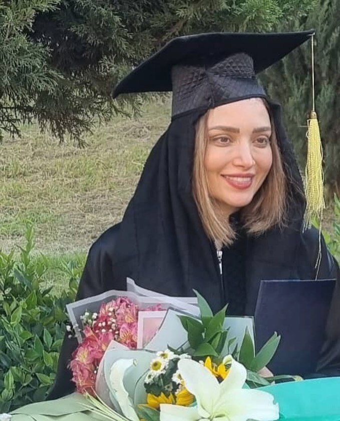 ببینید/ جشن فارغ التحصیلی پرطمطراق «بهنوش طباطبایی» با مدرک «دکترای روانشناسی بالینی» در دانشگاه آزاد بابل/ خوشبختی یعنی هم هنرمند باشی هم خانم دکتر