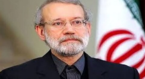 علی لاریجانی: ترامپ اصرار دارد که قدرت را جایگزین قواعد بین‌المللی کند