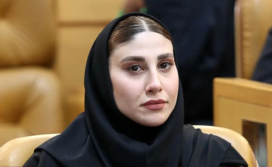 ناهید کیانی حذف شد