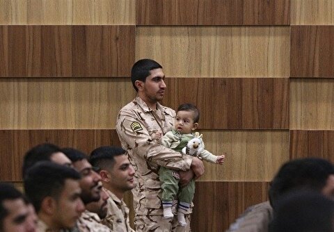 فرصت جدید برای پدران سرباز / احتمال تمدید معافیت خدمت تا ۱۴۰۵