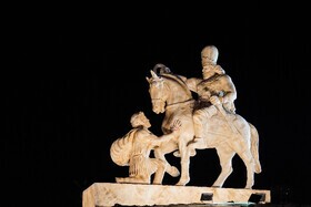 شاپور اول کیست که امپراتور روم مقابلش زانو زد