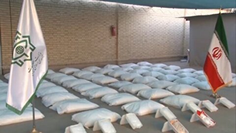 بزرگ‌ترین محموله مخدر شیشه در جنوب شرق کشور زمین گیر شد