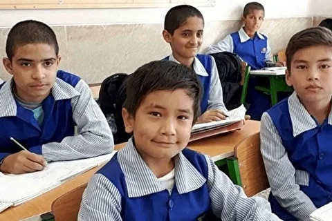 استانداری تهران: خروج بیش از ۴۷۰ هزار نفر از اتباع غیر مجاز از ایران، موجب آزادسازی ۳ هزار کلاس درس شده