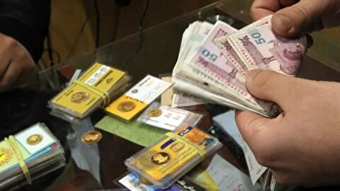 قیمت دلار آمریکا در بازار غیر رسمی، به ۱۱۱ هزار و ۹۰۰ تومان رسید / سکه در کانال ۱۱۵ میلیون تومان