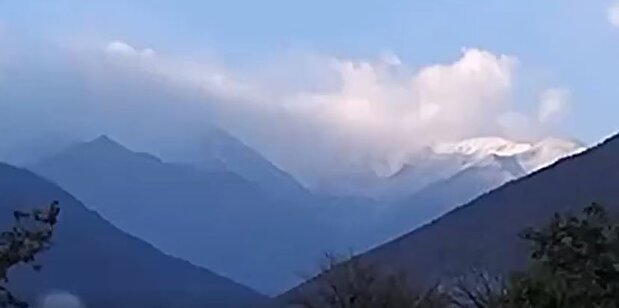 ویدیو| کلاردشت در آبان ماه برفی شد