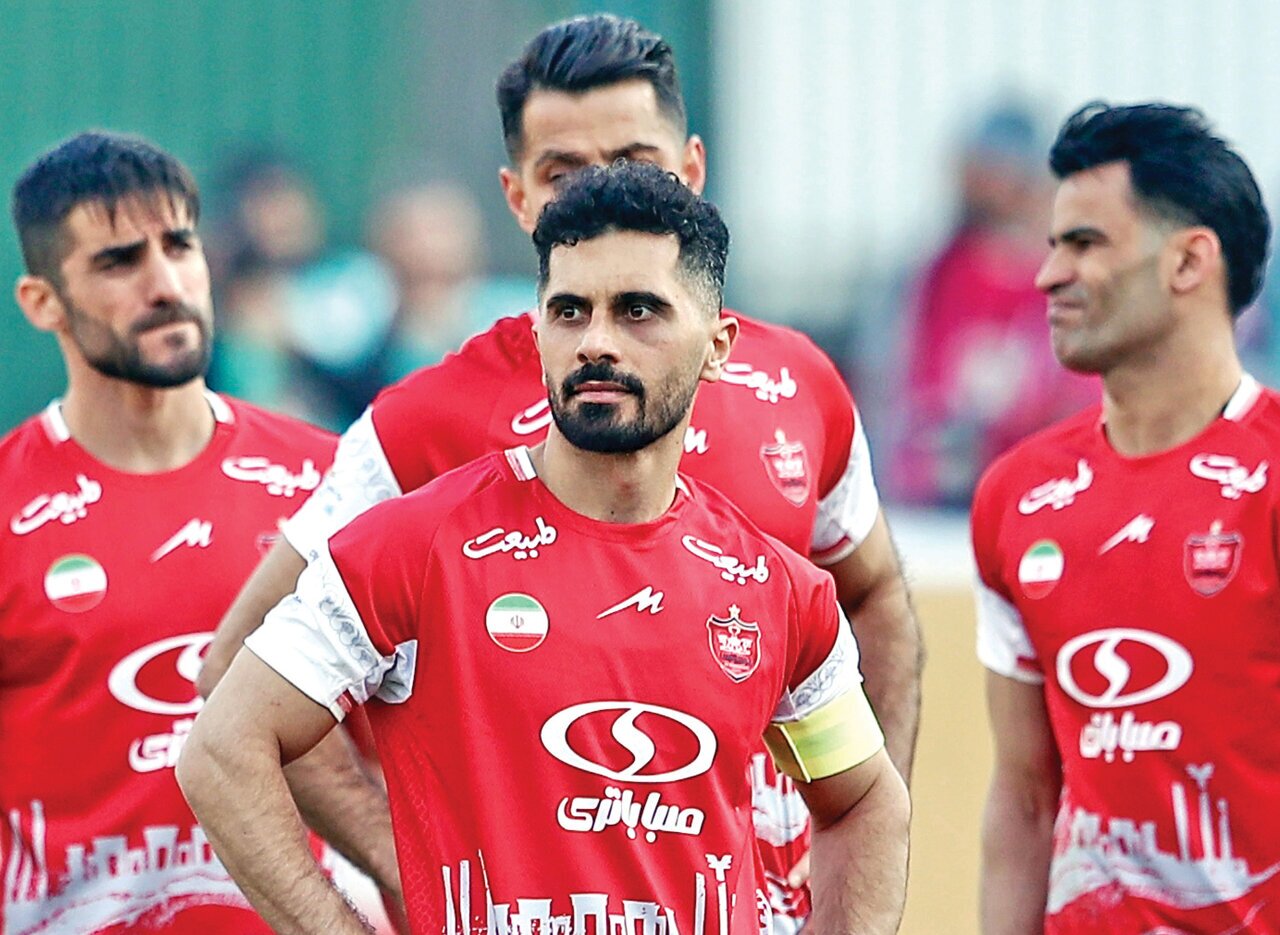 دبل امید عالیشاه؛ کاپیتان پرسپولیس آماده بازگشت به ترکیب اصلی