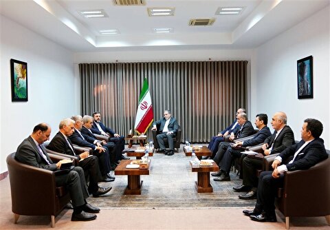 تاکید عراقچی بر تقویت ارتباطات سفرا با جهات ذی‌ربط استانی