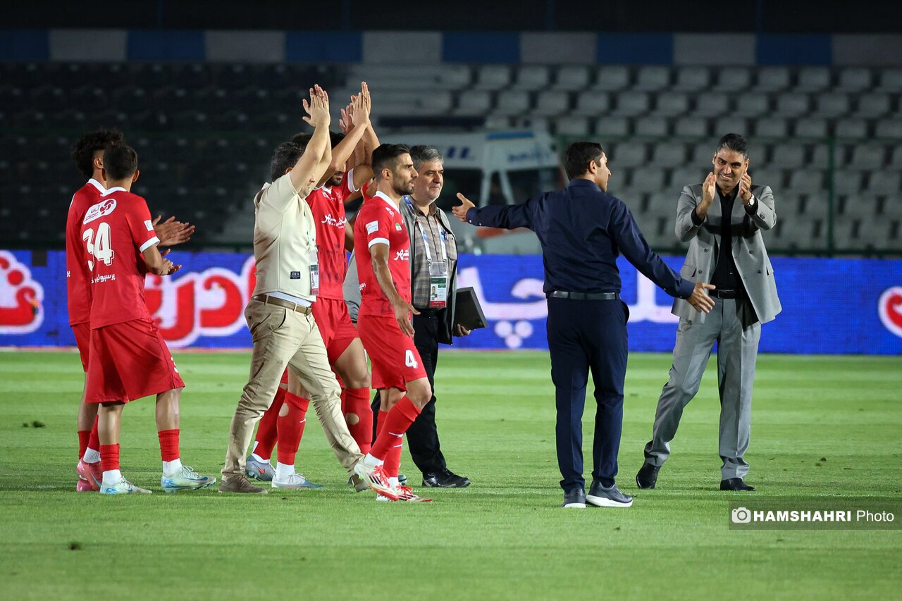 پیشکسوت پرسپولیس: هاشمیان ۵۰ میلیارد گرفت اما تیم را عقب برد!