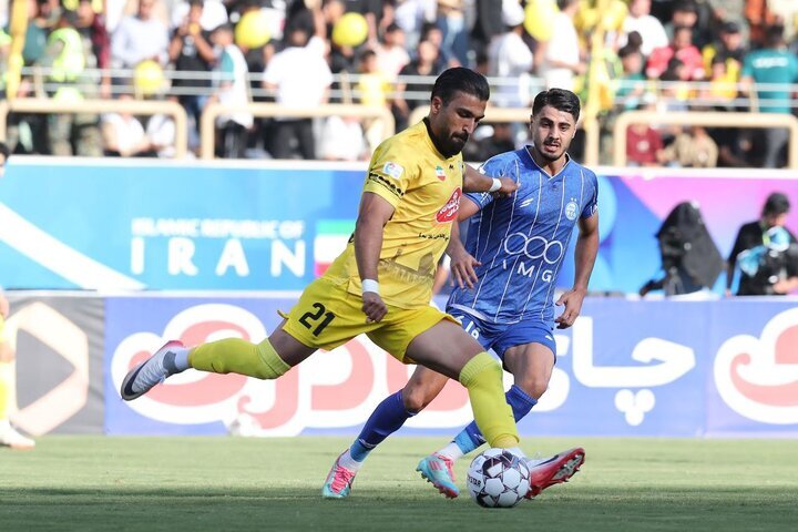 «پیروز» و فجر «قربانی» جدید ساپینتو/ استقلال صدرنشین لیگ برتر شد