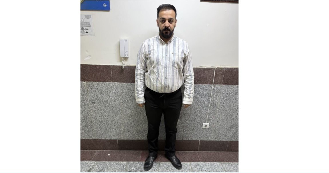 این کلاهبردار فضای مجازی را شناسایی کنید + عکس این کلاهبردار فضای مجازی را شناسایی کنید + عکس