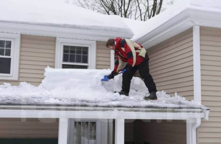 انواع برف‌گیر سقف و نقش آن در افزایش ایمنی ساختمان‌ها در فصل زمستان