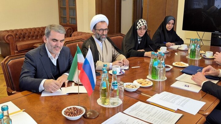 زنگنه: تعاملات بانکی و تجاری ایران و روسیه باید چندبرابر شود