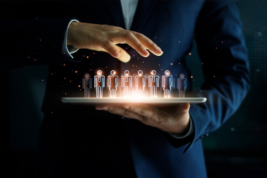 فراخوان جذب مدیر جوان