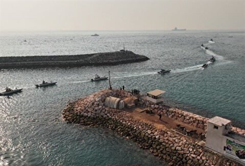 آغاز رزمایش نیروی دریایی سپاه در خلیج فارس