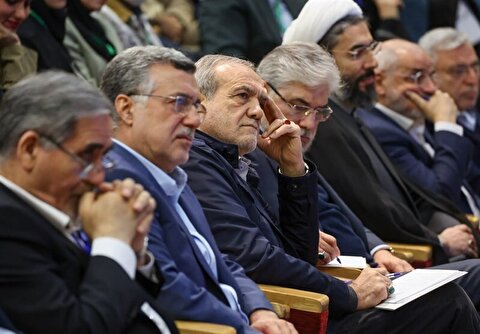 پزشکیان: راه‌حل مشکلات کشور وفاق و همدلی است +  توضیح درباره قیمت بنزین