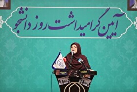 مهاجرانی: امروز کشور نه از سیمکارت سفید بلکه از کاهش سرمایه اجتماعی ضربه می‌خورد