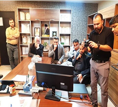 حضور جواد علیکردی و همراهان در پلیس آگاهی مشهد برای بازبینی تصاویر دوربین مداربسته و دریافت لوازم برادر مرحومش + عکس و جزییات 