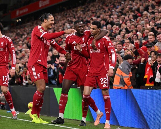 پیروزی لیورپول و چلسی در لیگ برتر انگلستان