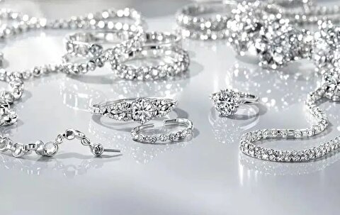 قیمت نقره کاهش یافت / شمش نقره نیم کیلویی در کانال ۱۳۳ میلیون