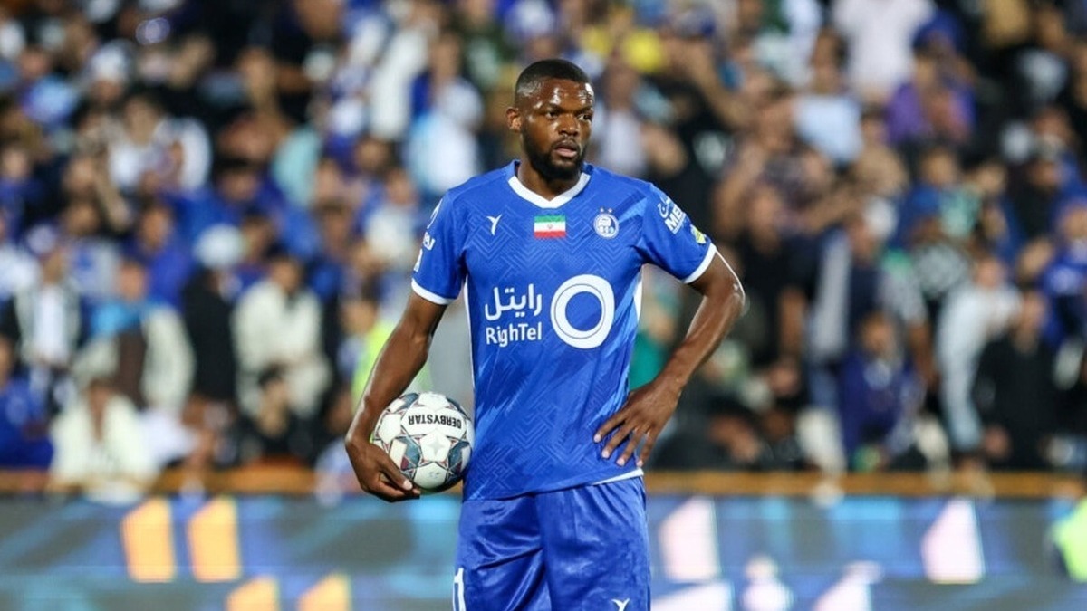 یامگا: مشکل بینایی‌ام برطرف شده است