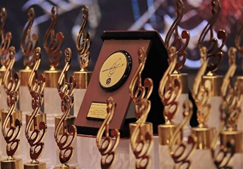 نصرت کریمی و لارنس گربل با جوایز ویژه جشن حافظ مورد تقدیر قرار گرفتند