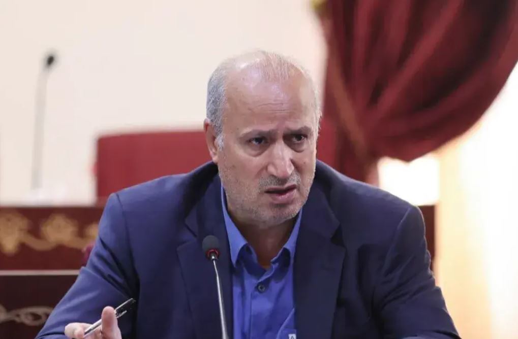 ویزای ناقص هیئت ایرانی/ تاج: اقتدار کشور معامله نیست