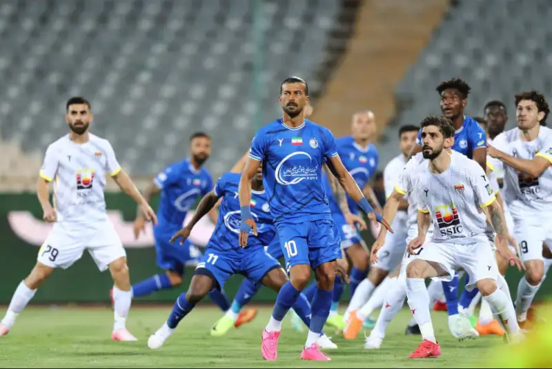 لیگ برتر فوتبال ایران / پایان نیمه اول؛ استقلال ۱ – فولاد ۰