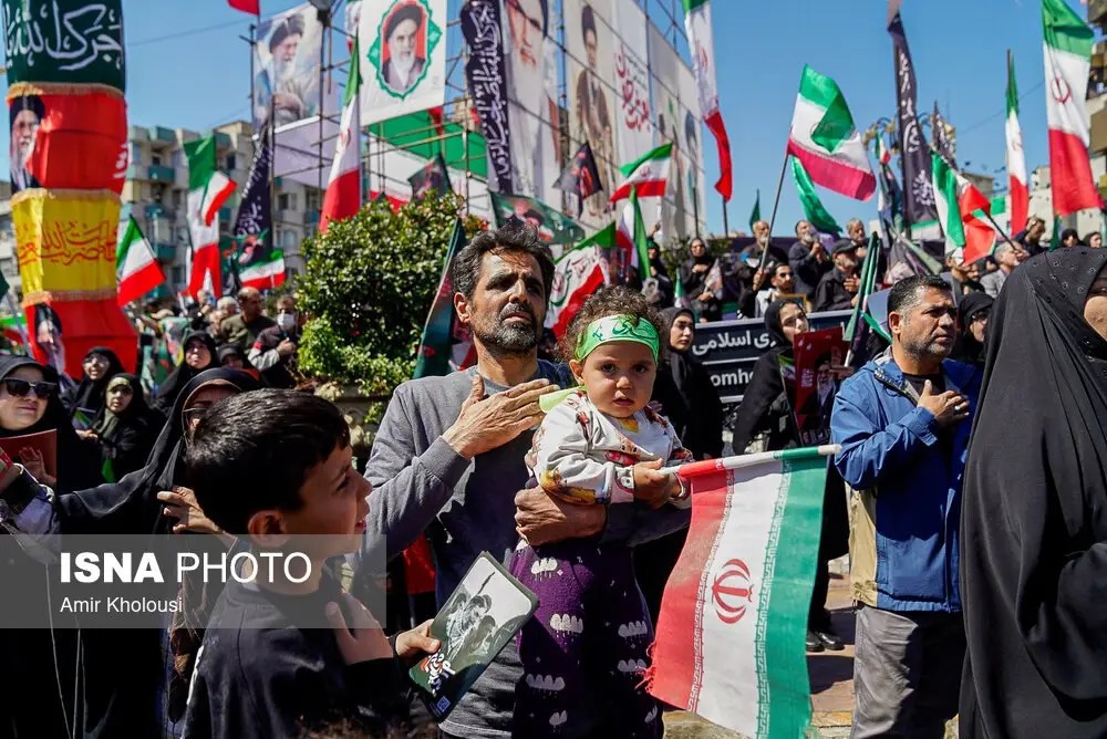 تصاویری از مراسم چهلم رهبر انقلاب در تهران تصاویری از مراسم چهلم رهبر انقلاب در تهران