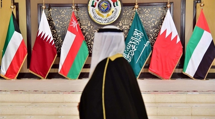 حکام فریب‌خورده، همراه آمريکا و صهیونیسم