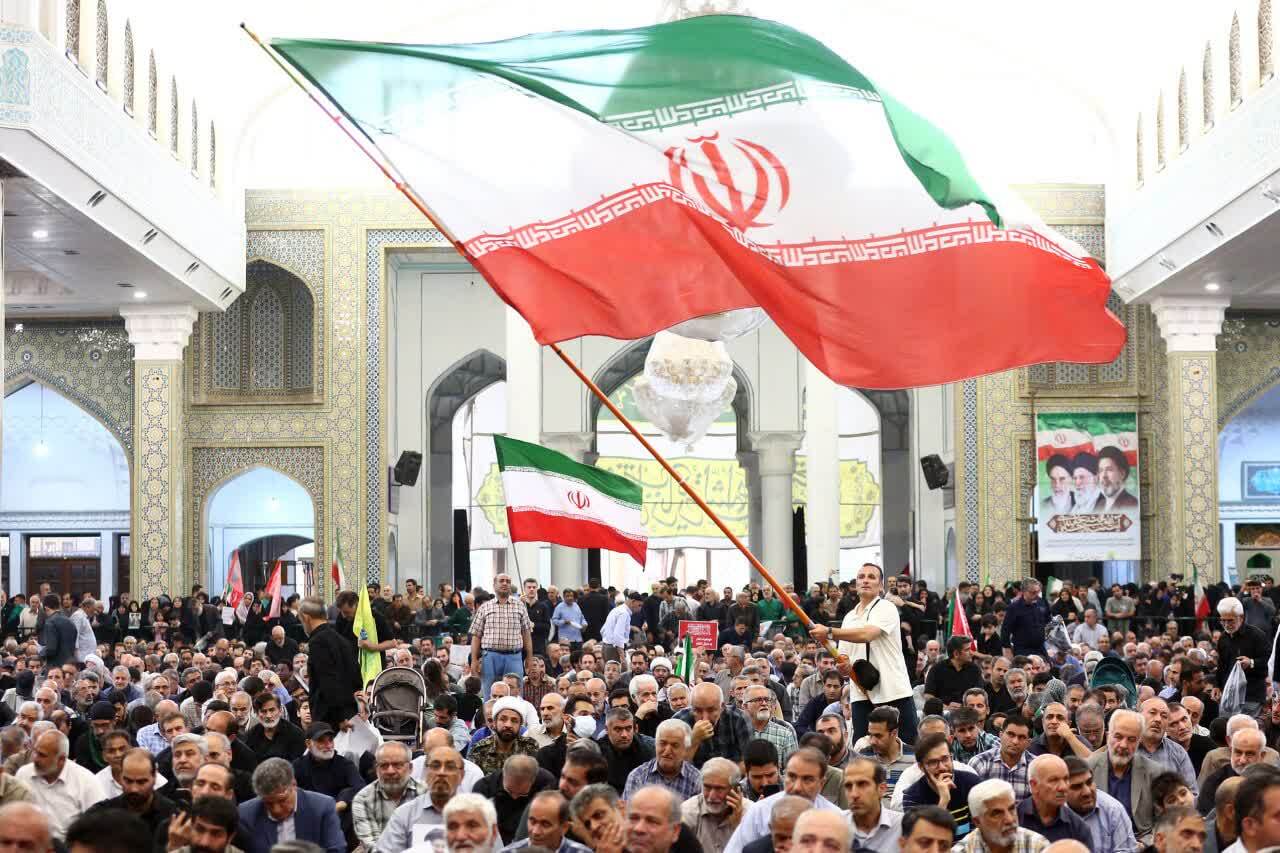 اهتزاز پرچم ایران در سراسر جهان اهتزاز پرچم ایران در سراسر جهان