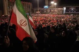 زمان پایان تشییع در تهران اعلام شد/ انتقال پیکر‌ها به قم پیش از اذان مغرب