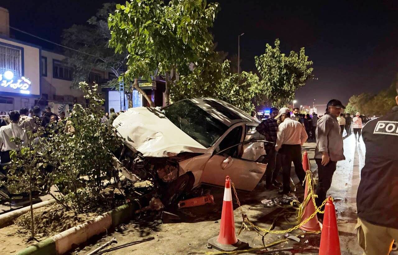 جزئیات کامل حادثه بلوار وکیل آباد مشهد | اسامی شهدا و علت تصادف جزئیات کامل حادثه بلوار وکیل آباد مشهد | اسامی شهدا و علت تصادف