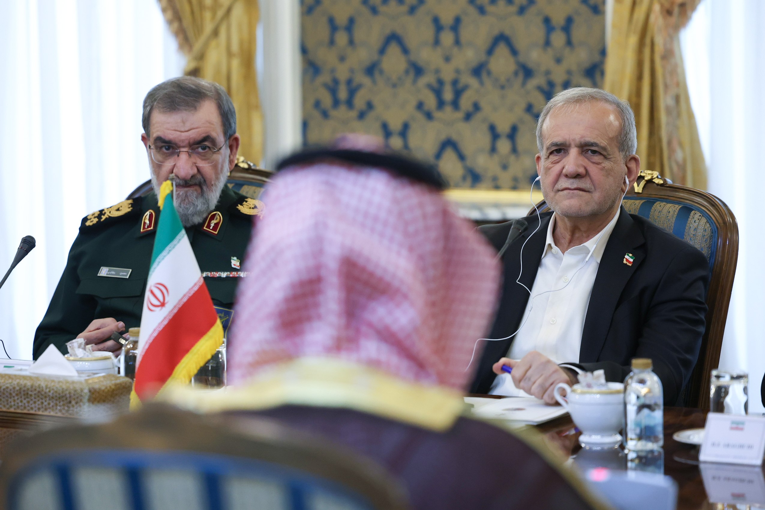 هشدار جنگ و بیاثر بودن میانجیگریها هشدار جنگ و بیاثر بودن میانجیگریها