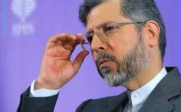 خطیب‌زاده: توپ در زمین آمریکاست
