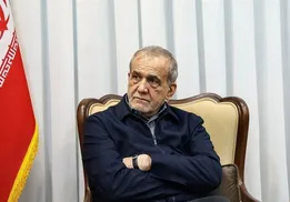پزشکیان: دفاع از نیروهای مسلح کشور وظیفه من است