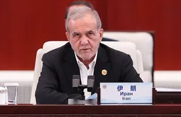 پزشکیان خبر داد؛ تفاهم ایران و عمان برای مسیر تنگه هرمز نهایی شد