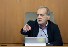 پزشکیان: خدمت بی‌وقفه به مردم در شرایط جنگی، یک افتخار ملی است