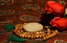 ۲ رکعت نمازی که هفتاد هزار گناه را می‌بخشد