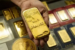 پیش بینی قیمت طلا و سکه یکشنبه ۷ تیر ۱۴۰۵ / سیگنال افزایشی دلار به بازار طلا